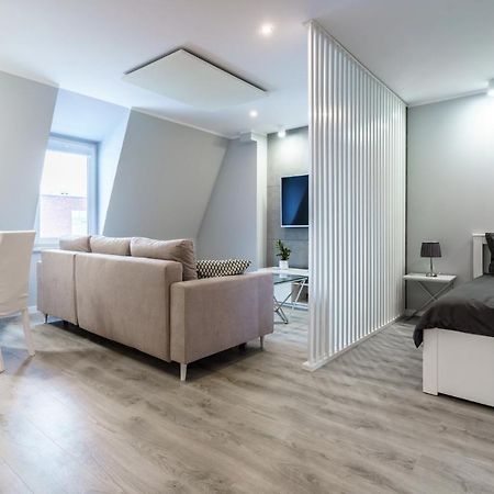 Nowoczesny Apartament Gliwice - 200 Metrow Od Rynku Exterior photo