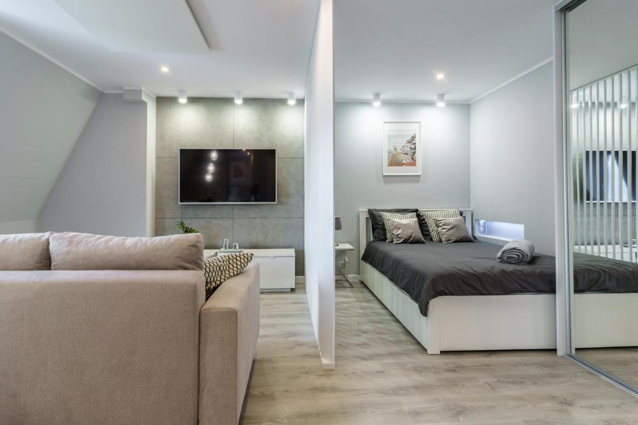 Nowoczesny Apartament Gliwice - 200 Metrow Od Rynku Exterior photo