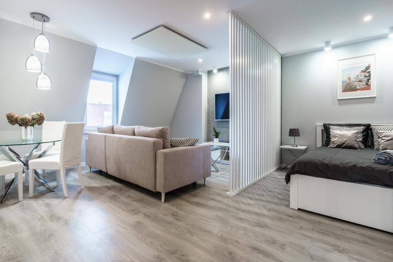 Nowoczesny Apartament Gliwice - 200 Metrow Od Rynku Exterior photo